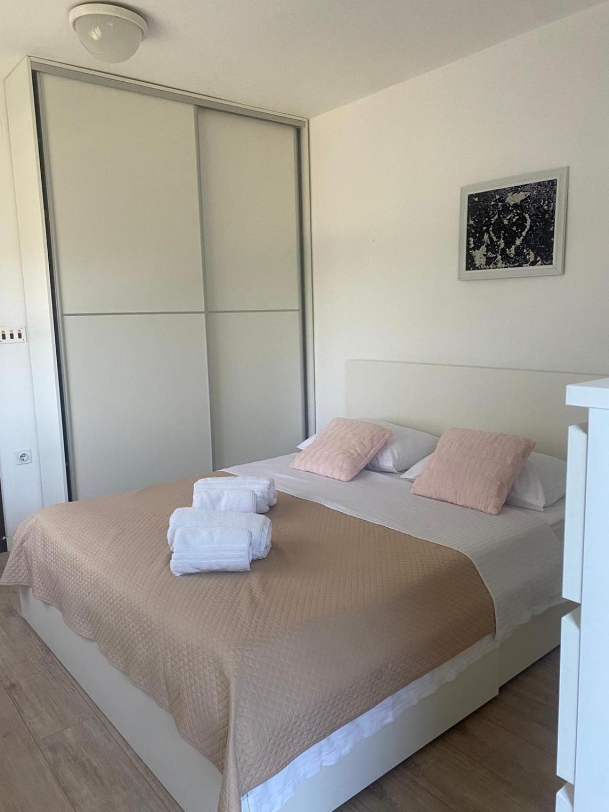 Melanie Apartment Privlaka  Ngoại thất bức ảnh